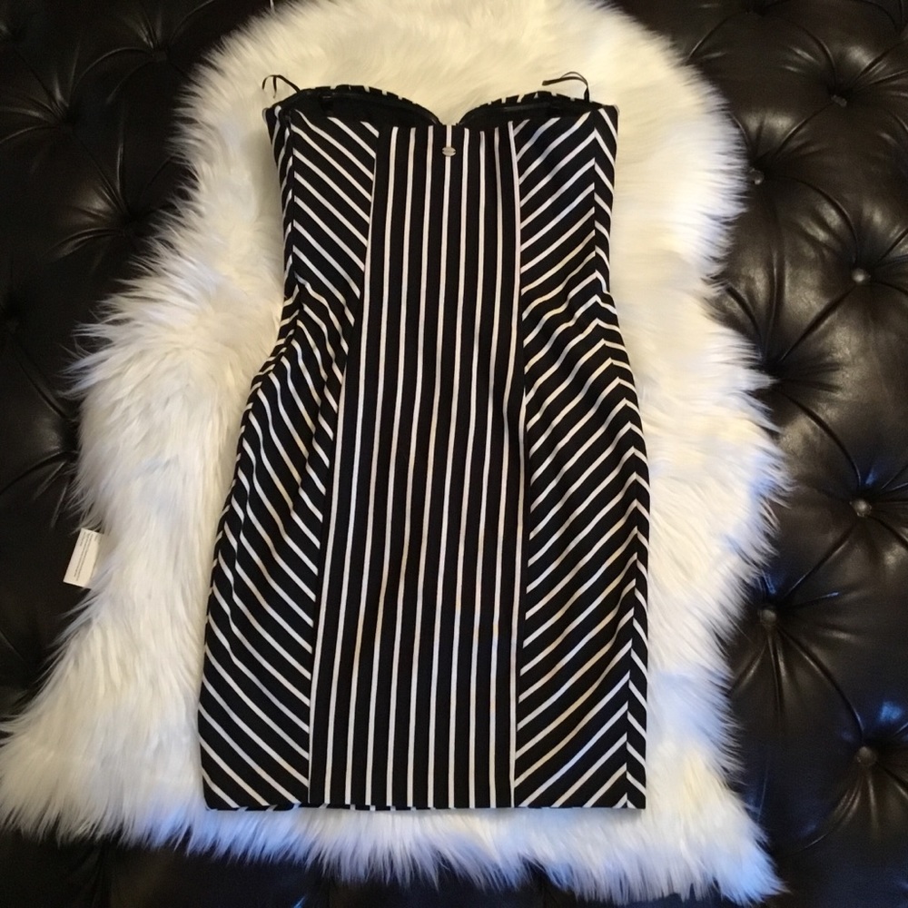 Vintage Guess Body Con Dress - Picture 4 of 6